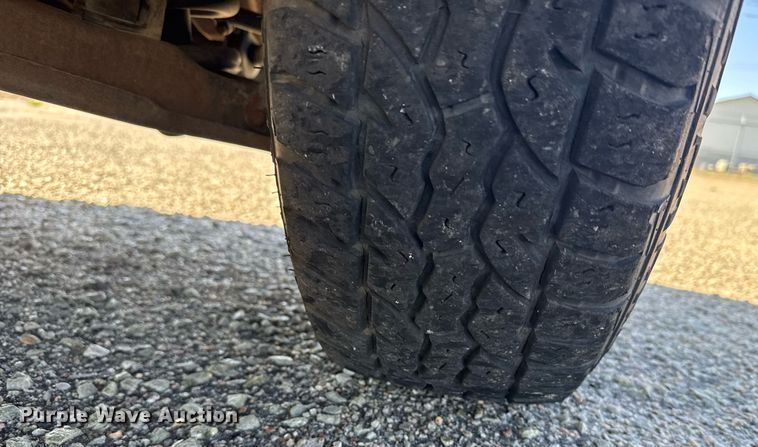 image for item EG6372 1999 Chevrolet Suburban SUV