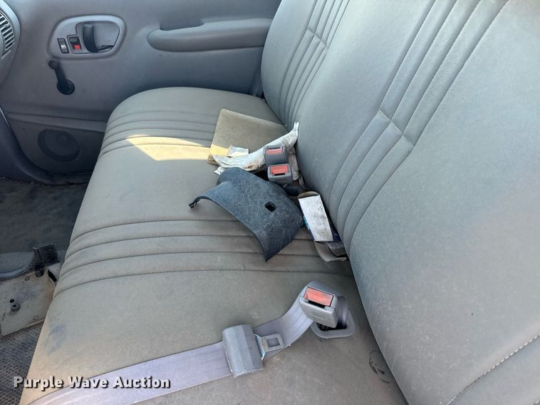 image for item EG6374 1999 Chevrolet Suburban SUV