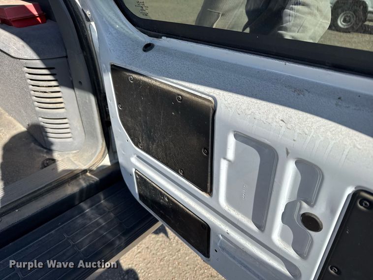 image for item EG6374 1999 Chevrolet Suburban SUV