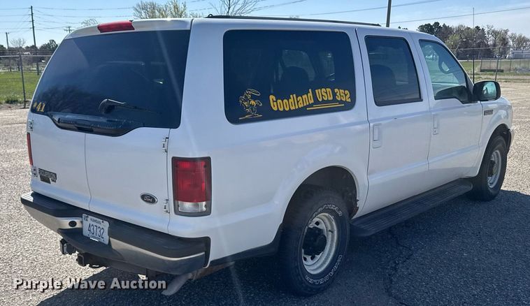 image for item EG6375 2001 Ford Excursion XLT SUV