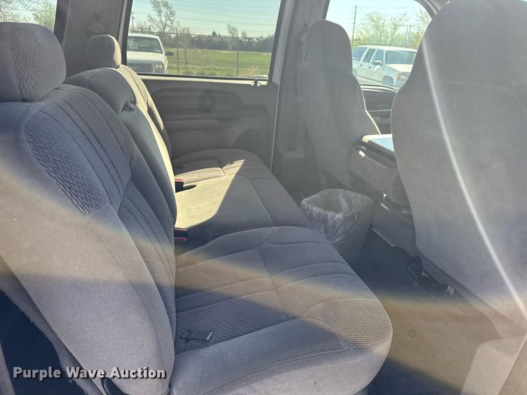 image for item EG6375 2001 Ford Excursion XLT SUV