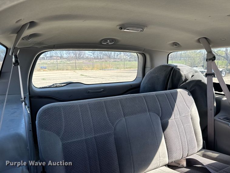 image for item EG6375 2001 Ford Excursion XLT SUV