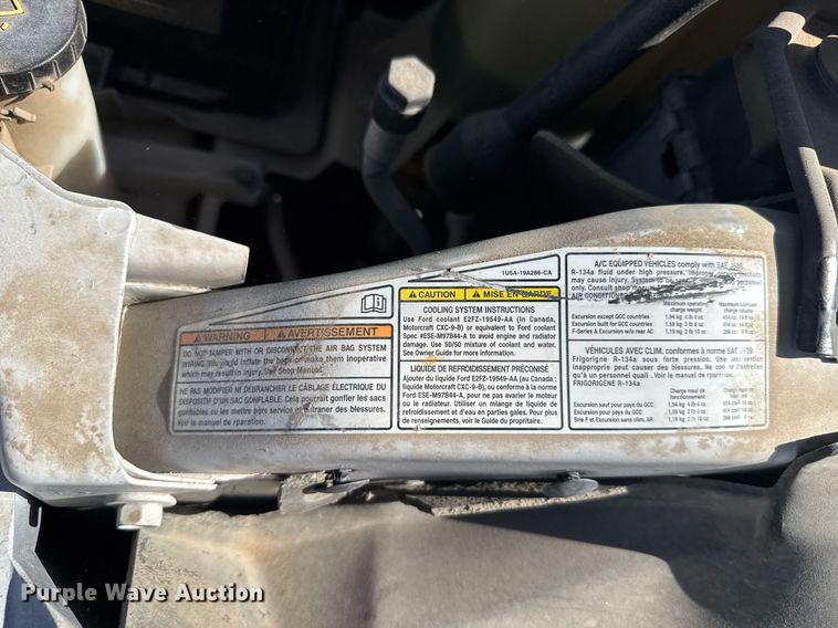 image for item EG6375 2001 Ford Excursion XLT SUV