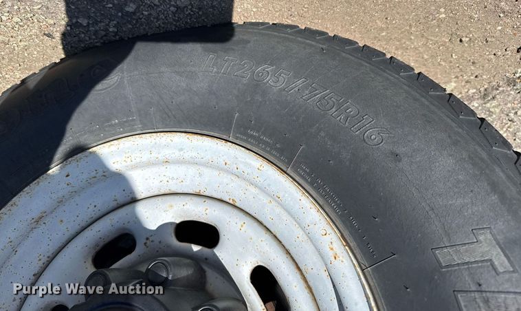 image for item EG6375 2001 Ford Excursion XLT SUV