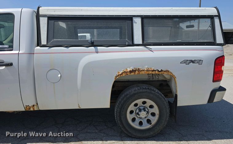 image for item EH8870 2007 Chevrolet Silverado 1500 pickup truck