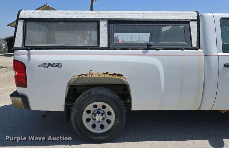 image for item EH8870 2007 Chevrolet Silverado 1500 pickup truck