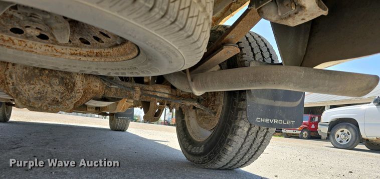 image for item EH8870 2007 Chevrolet Silverado 1500 pickup truck