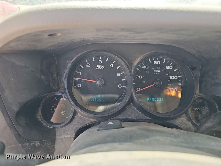 image for item EH8870 2007 Chevrolet Silverado 1500 pickup truck