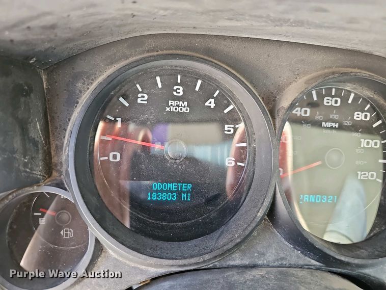 image for item EH8870 2007 Chevrolet Silverado 1500 pickup truck