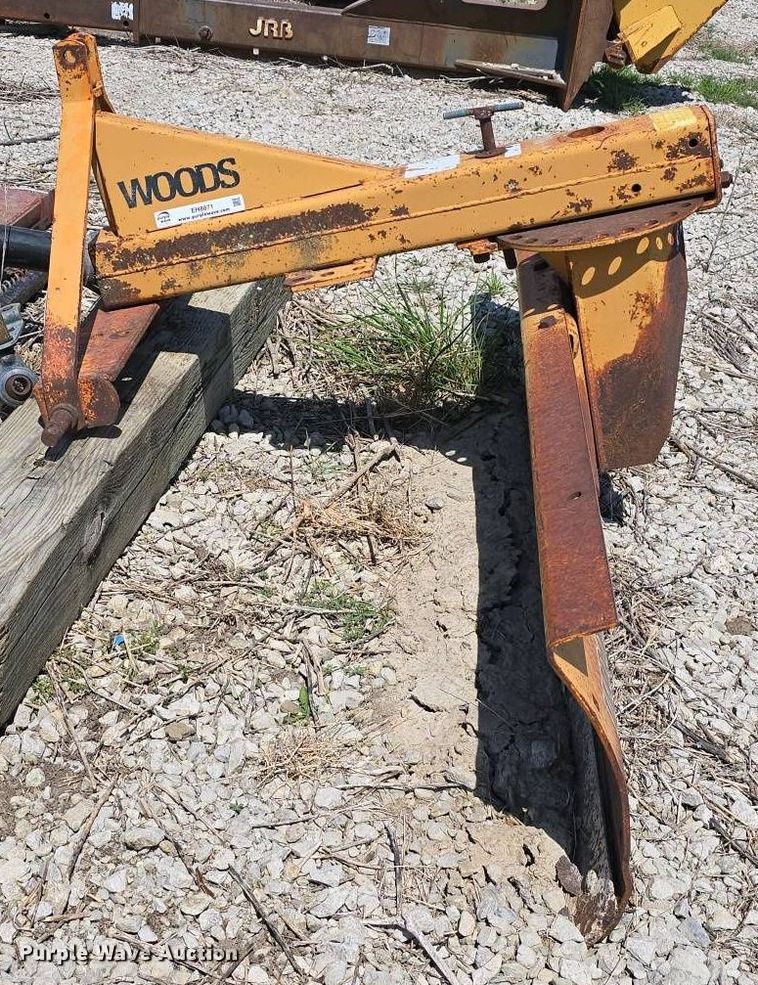 image for item EH8871 Woods RB700 blade