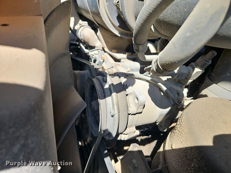 image for item EI8959 1990 Ford F600 dump flatbed truck