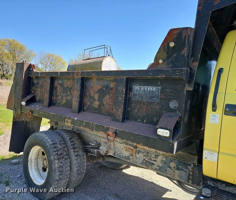 image for item EI8960 1995 GMC TopKick C6 dump truck