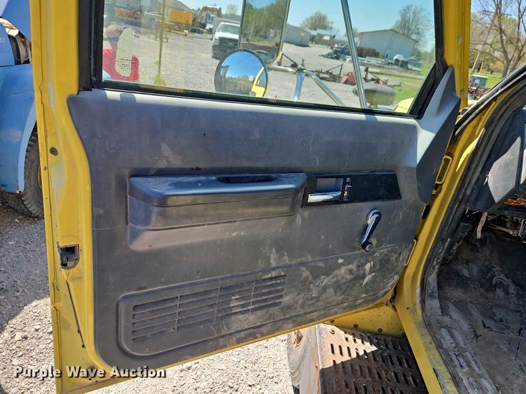 image for item EI8960 1995 GMC TopKick C6 dump truck