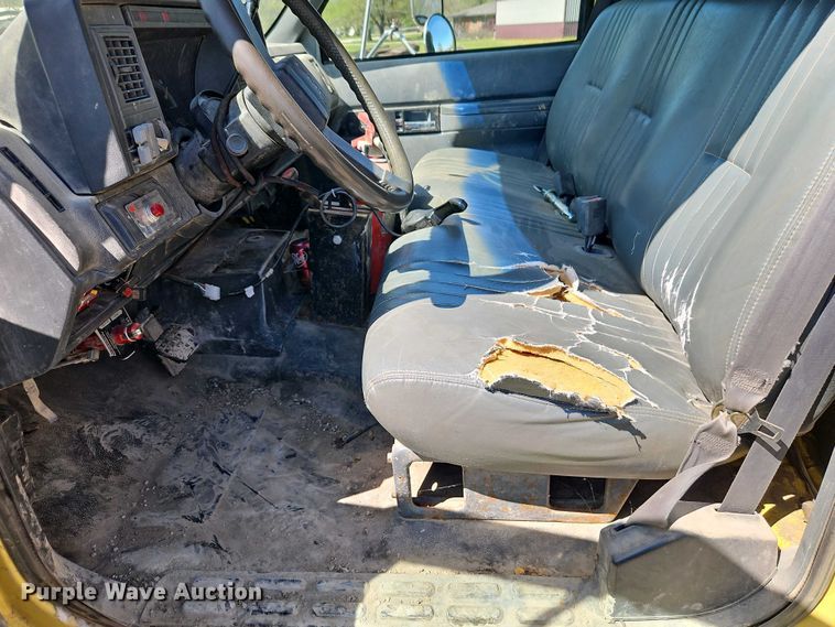 image for item EI8960 1995 GMC TopKick C6 dump truck