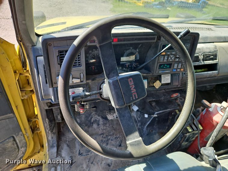 image for item EI8960 1995 GMC TopKick C6 dump truck