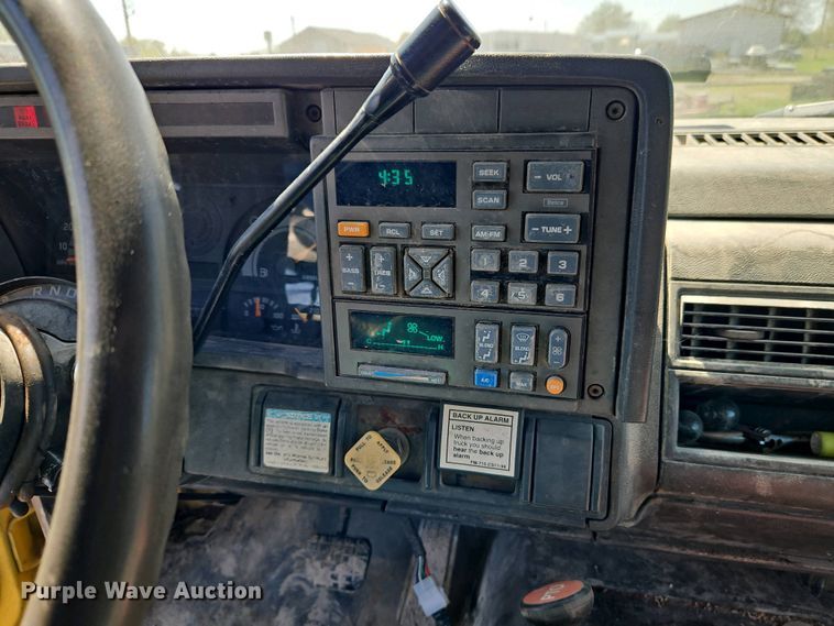 image for item EI8960 1995 GMC TopKick C6 dump truck