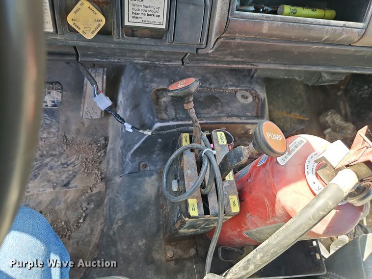 image for item EI8960 1995 GMC TopKick C6 dump truck