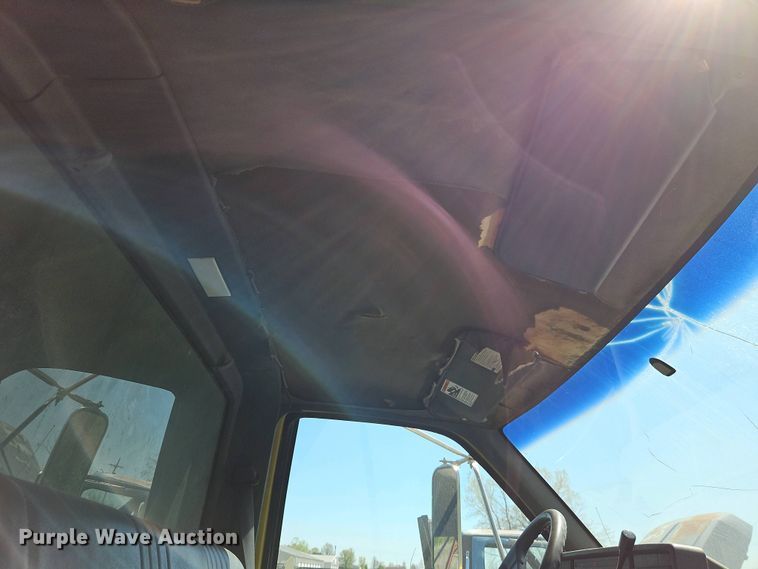 image for item EI8960 1995 GMC TopKick C6 dump truck