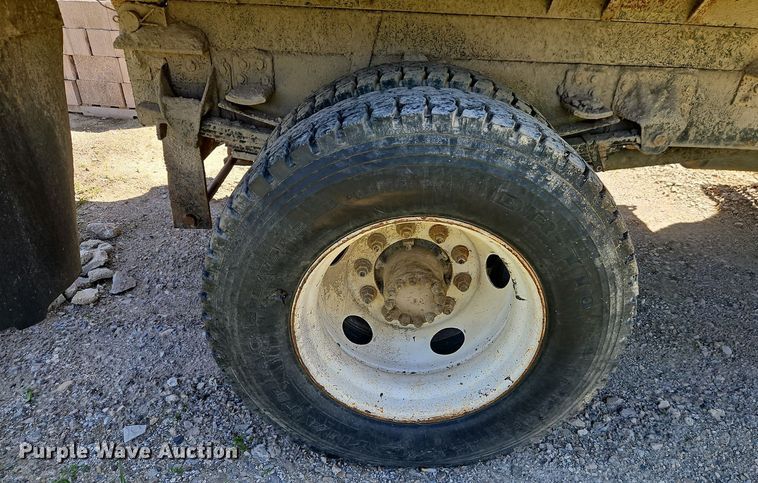 image for item EI8960 1995 GMC TopKick C6 dump truck