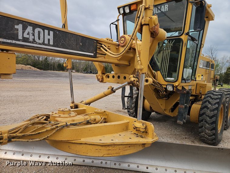 image for item EI8963 1999 Caterpillar 140H motor grader