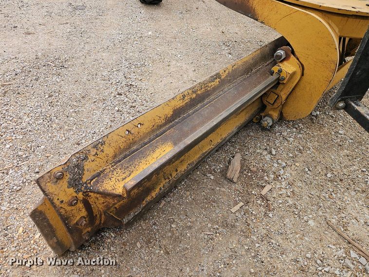 image for item EI8963 1999 Caterpillar 140H motor grader