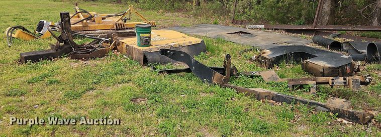 image for item EI8964 (2) Tiger mowers