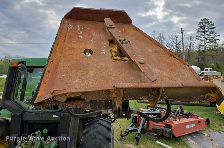 image for item EJ7441 2001 John Deere 6310 tractor