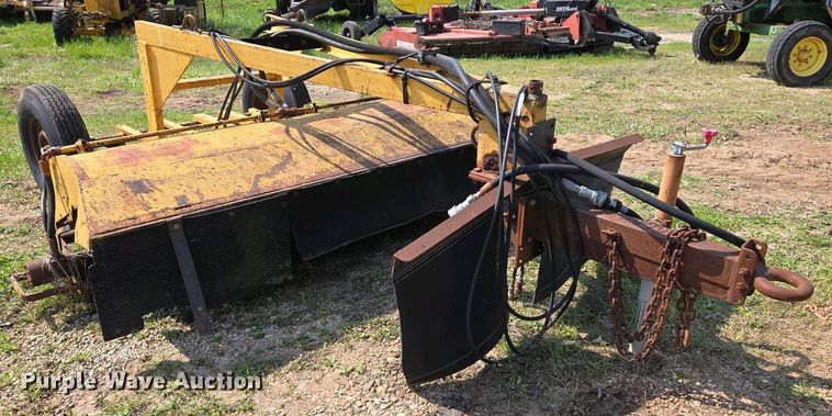 image for item EJ7444 Sweepster TH84P2PM0 pull type sweeper