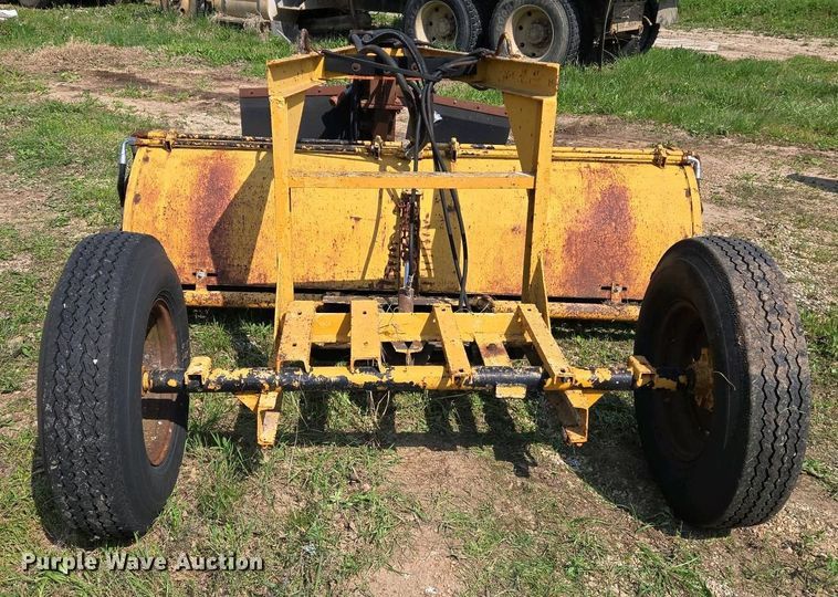 image for item EJ7444 Sweepster TH84P2PM0 pull type sweeper