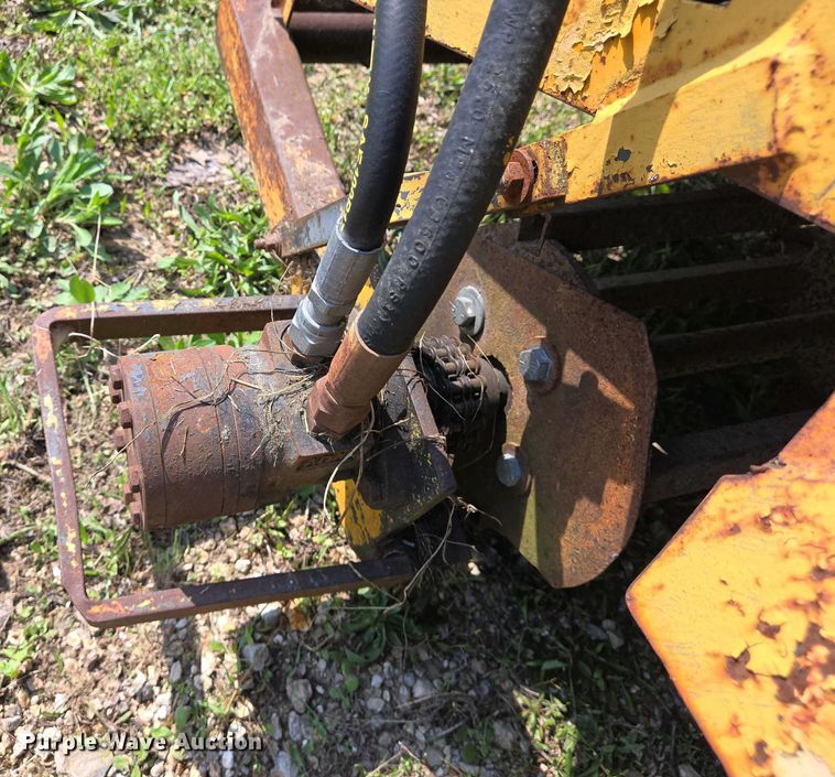 image for item EJ7444 Sweepster TH84P2PM0 pull type sweeper