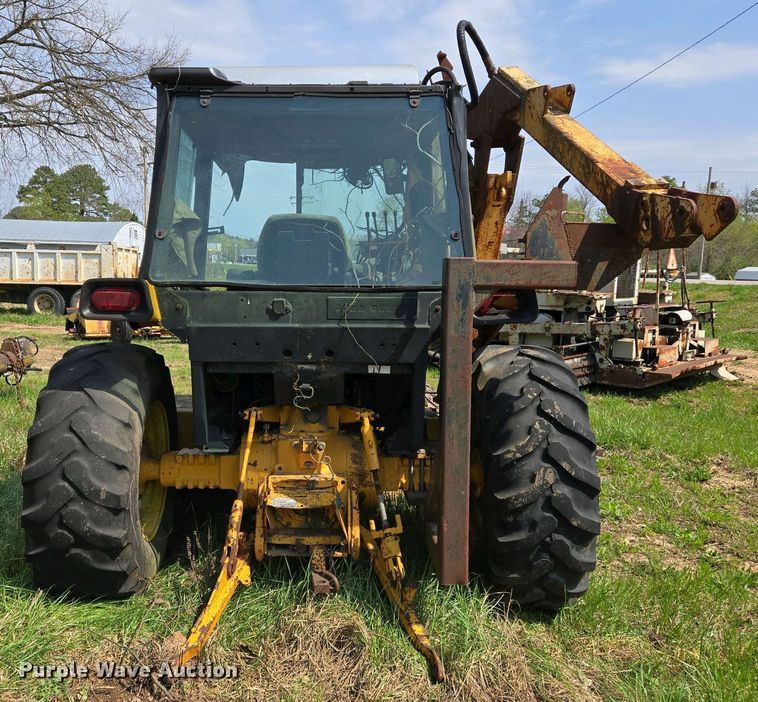 image for item EJ7445 2002 John Deere 2755 tractor