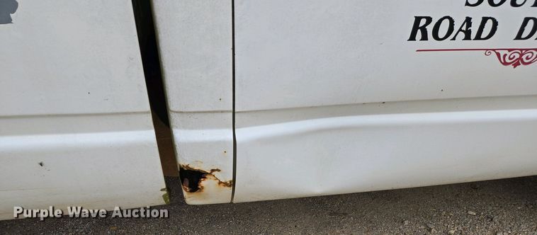 image for item EJ7447 1995 Chevrolet K1500 pickup truck