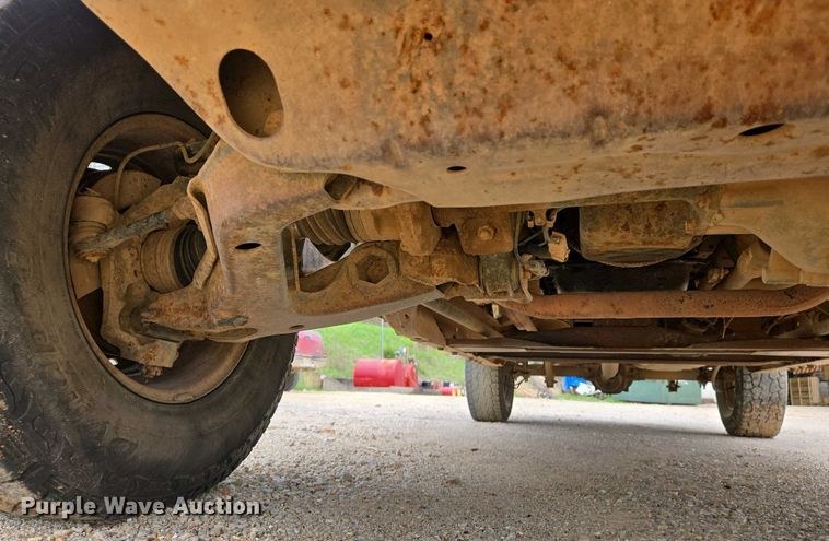 image for item EJ7447 1995 Chevrolet K1500 pickup truck