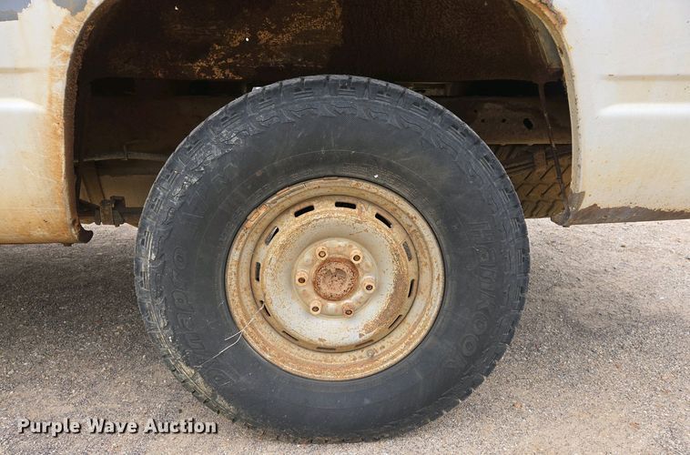 image for item EJ7447 1995 Chevrolet K1500 pickup truck