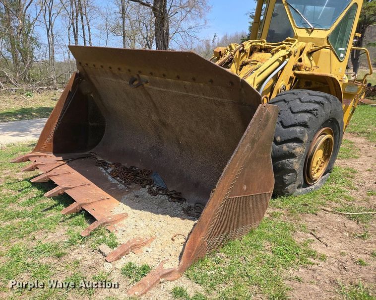 image for item EJ7449 1970 Caterpillar 980B wheel loader
