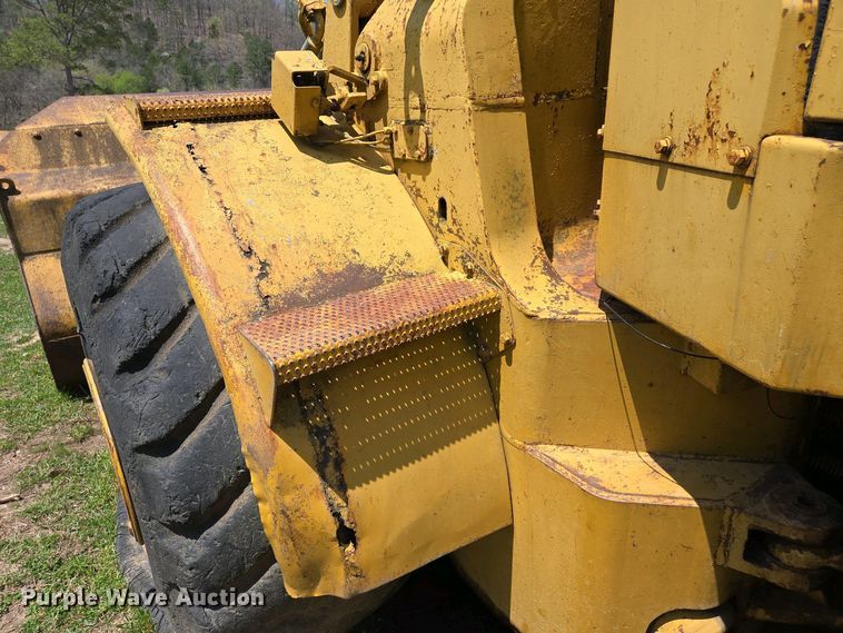 image for item EJ7449 1970 Caterpillar 980B wheel loader