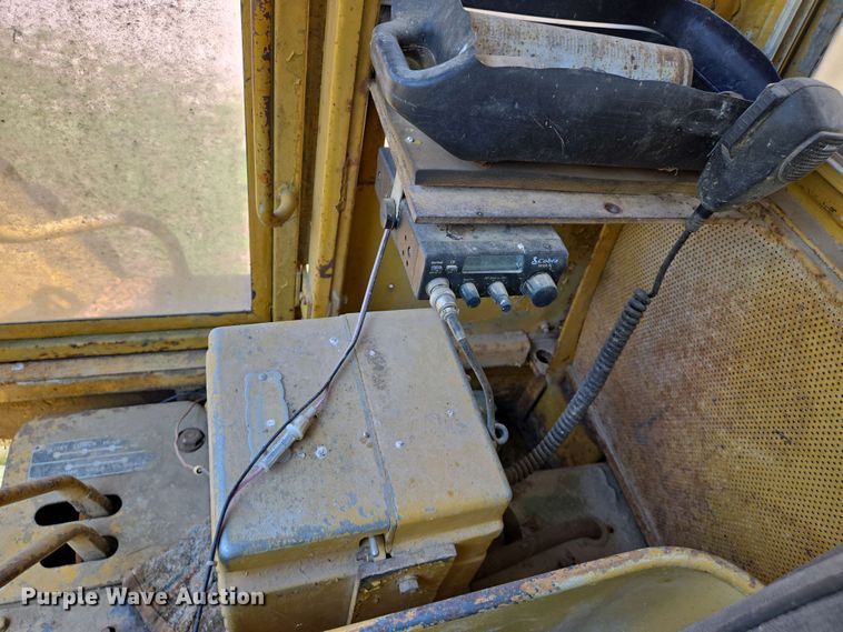 image for item EJ7449 1970 Caterpillar 980B wheel loader