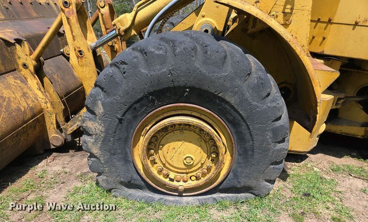 image for item EJ7449 1970 Caterpillar 980B wheel loader
