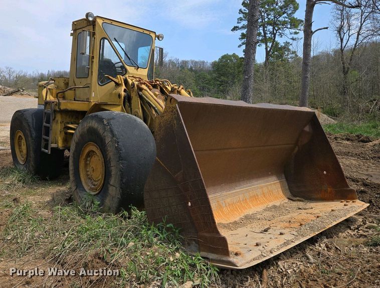 image for item EJ7450 1976 Caterpillar 980B wheel loader
