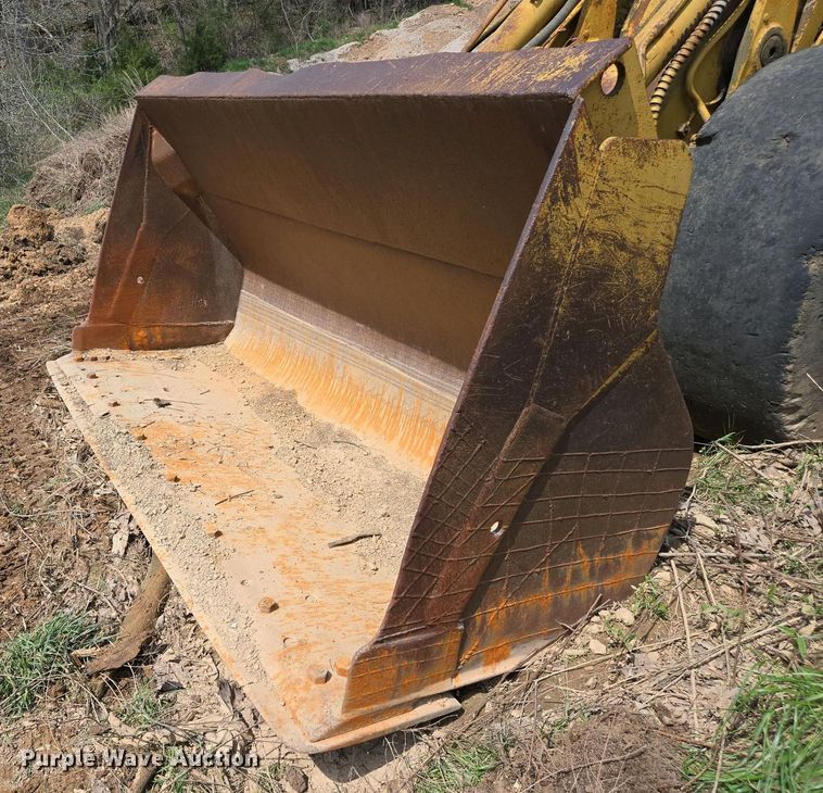 image for item EJ7450 1976 Caterpillar 980B wheel loader