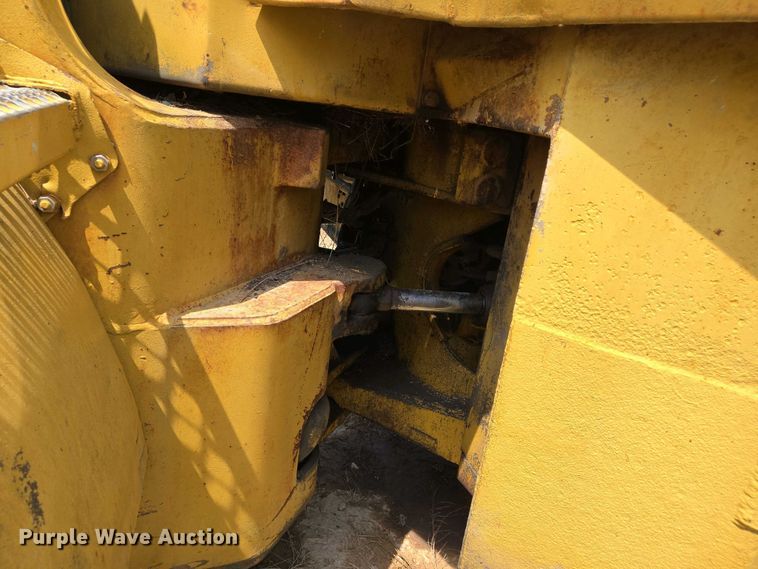 image for item EJ7450 1976 Caterpillar 980B wheel loader