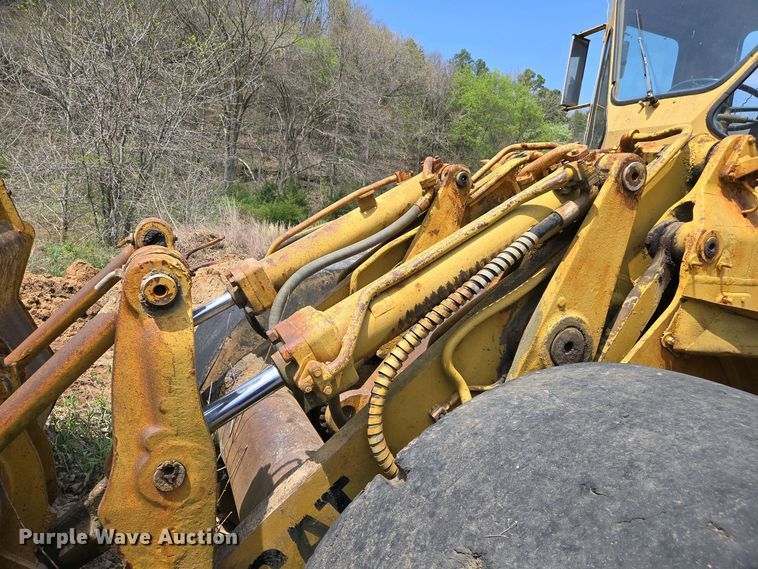 image for item EJ7450 1976 Caterpillar 980B wheel loader