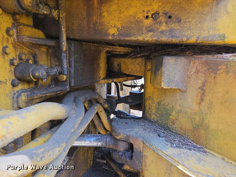 image for item EJ7450 1976 Caterpillar 980B wheel loader