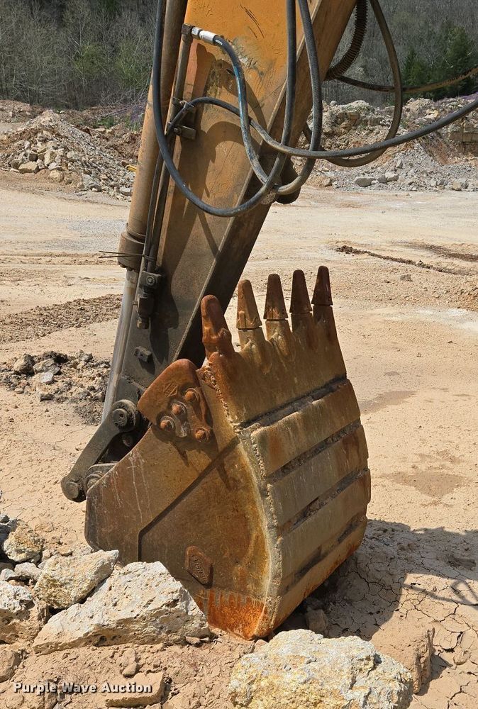 image for item EJ7451 Samsung SE130LC-2  excavator