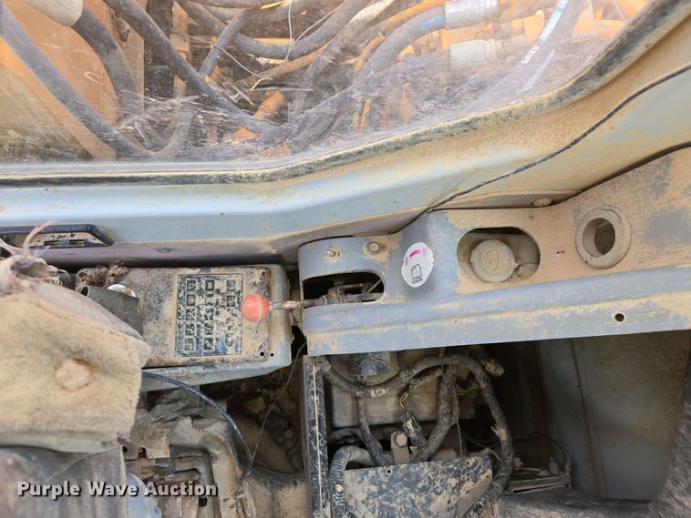 image for item EJ7451 Samsung SE130LC-2  excavator