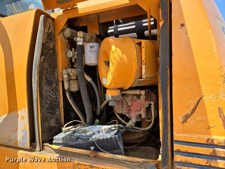 image for item EJ7451 Samsung SE130LC-2  excavator