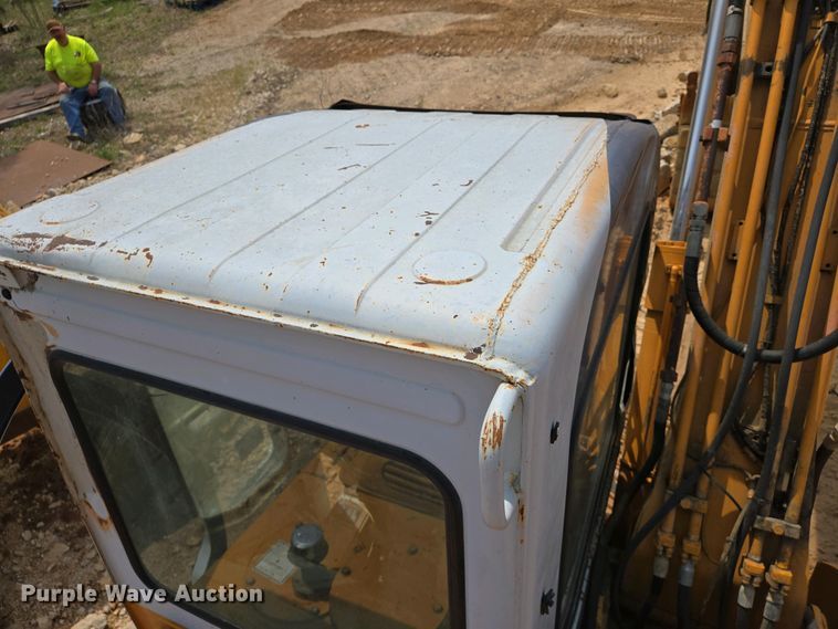 image for item EJ7451 Samsung SE130LC-2  excavator