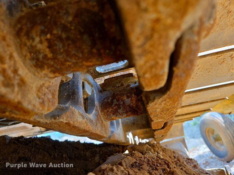 image for item EJ7451 Samsung SE130LC-2  excavator