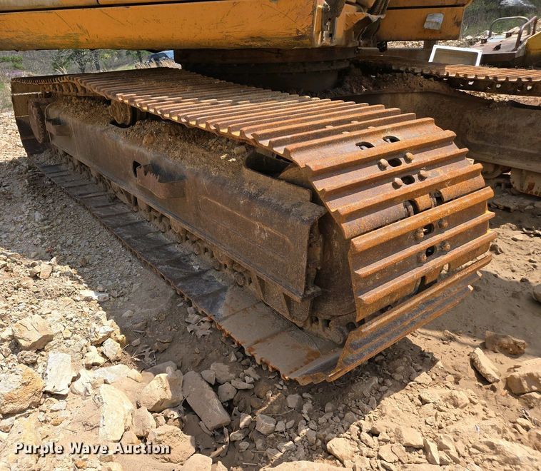 image for item EJ7451 Samsung SE130LC-2  excavator