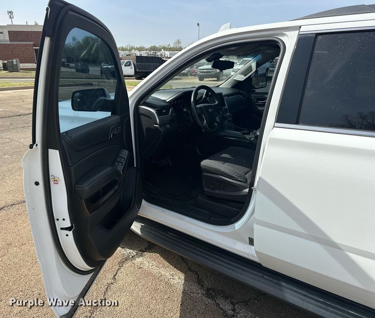 image for item EJ8529 2015 Chevrolet Suburban SUV